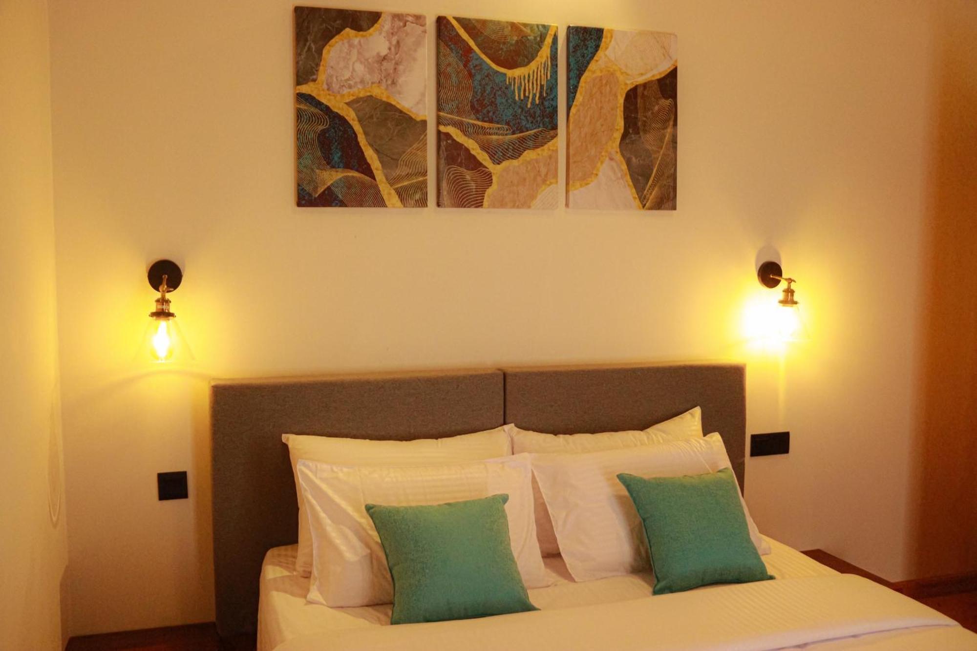 Moana La Vie - Polhena Hotel Matara Exterior foto